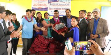 लायन्स क्लब अफ पोखरा ब्लु स्काईद्वारा विद्यार्थीहरुलाई शैक्षिक सामाग्री तथा पोशाक वितरण