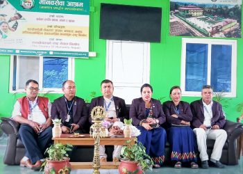 पदस्थापनको पहिलो बर्ष पो.म.न.पा वडा नं:७ ले मानव सेवा आश्रमलाई खाद्यान्न सहयोग