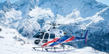 मनाङ एयरको हेलिकप्टर दुर्घटनाग्रस्त अवस्थामा फेला