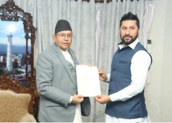 निलम्बन फुकुवाका लागि रवि लामिछानेद्वारा सभामुखलाई निवेदन