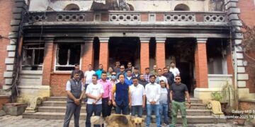 तरुण दल अध्यक्ष विद्वान गुरुङद्वारा आन्दोलनमा क्षति भएको नेताहरुकै निवास अवलोकन